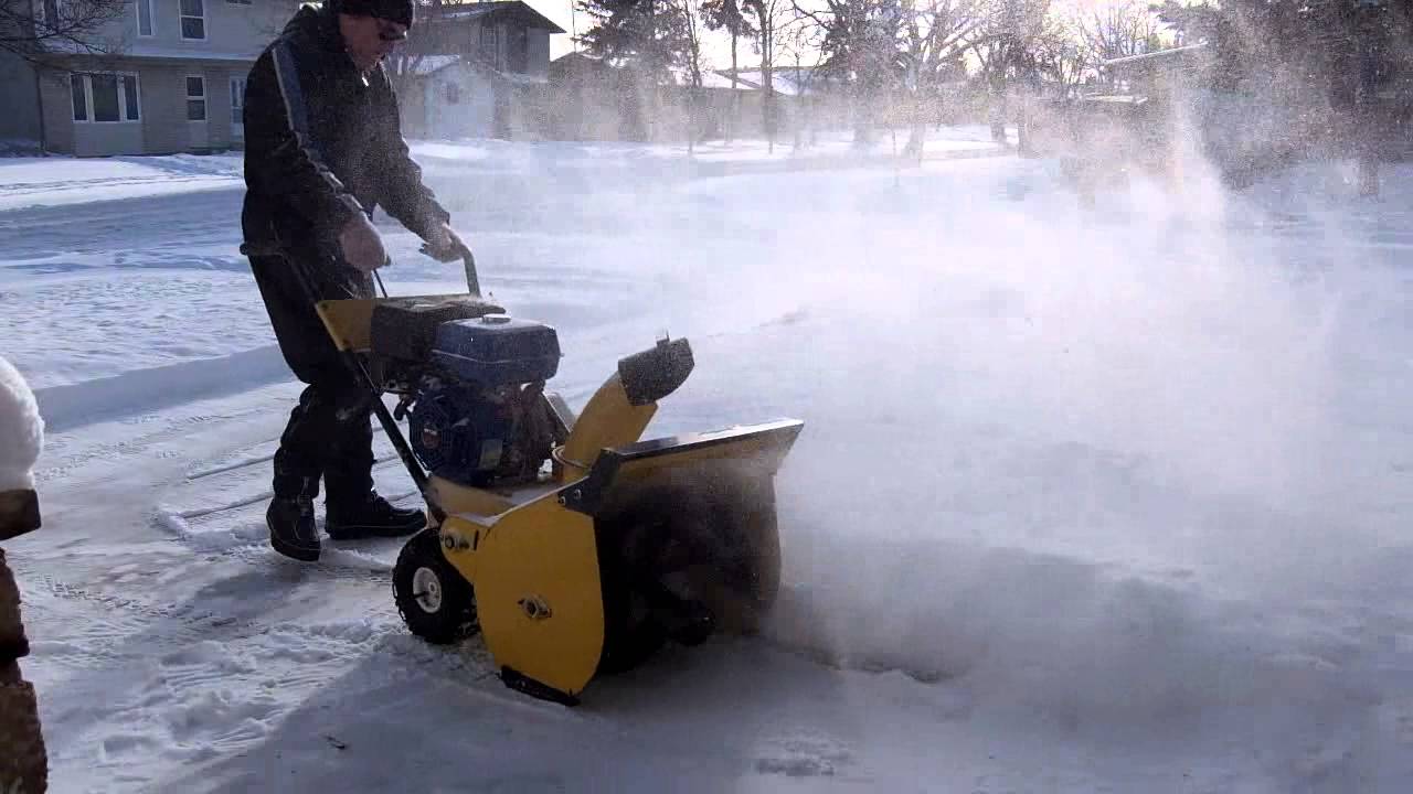 8 Best Single-Stage Snow Blowers Reviewed in Detail (Summer 2023)