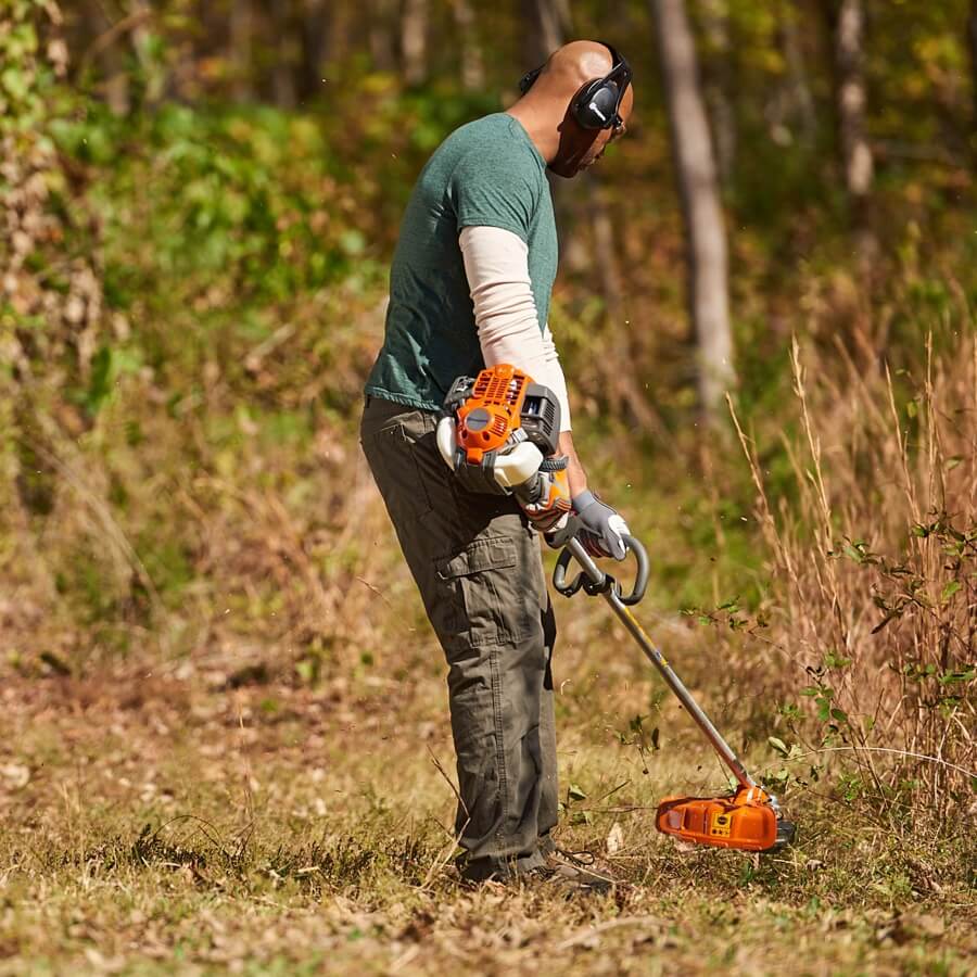 10 Best String Trimmers Reviewed (Nov. 2021)