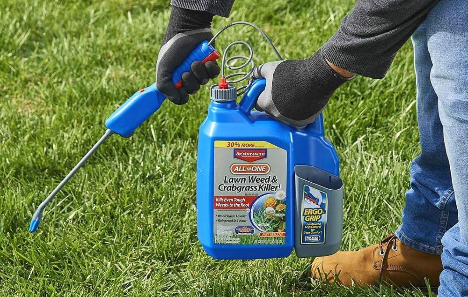 10 Best Crabgrass Killers Reviewed (Summer 2024)