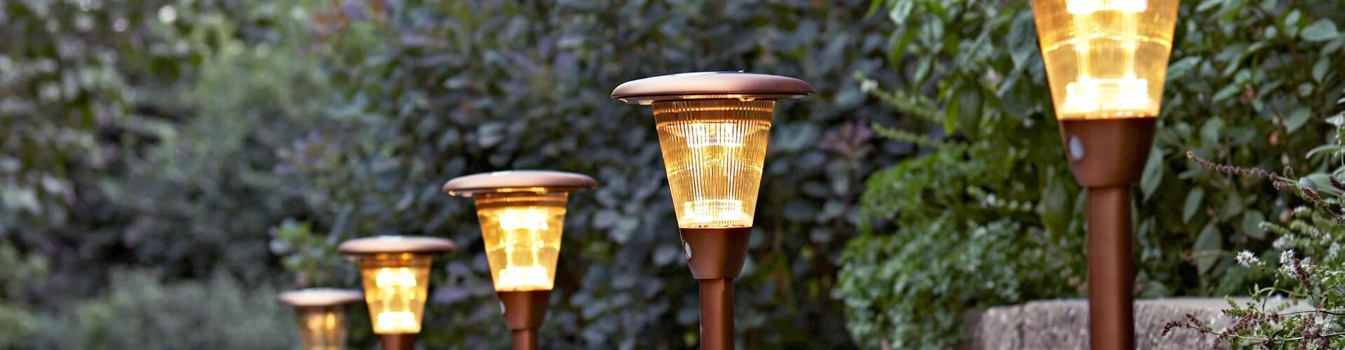 What Is The Best Landscape Lighting